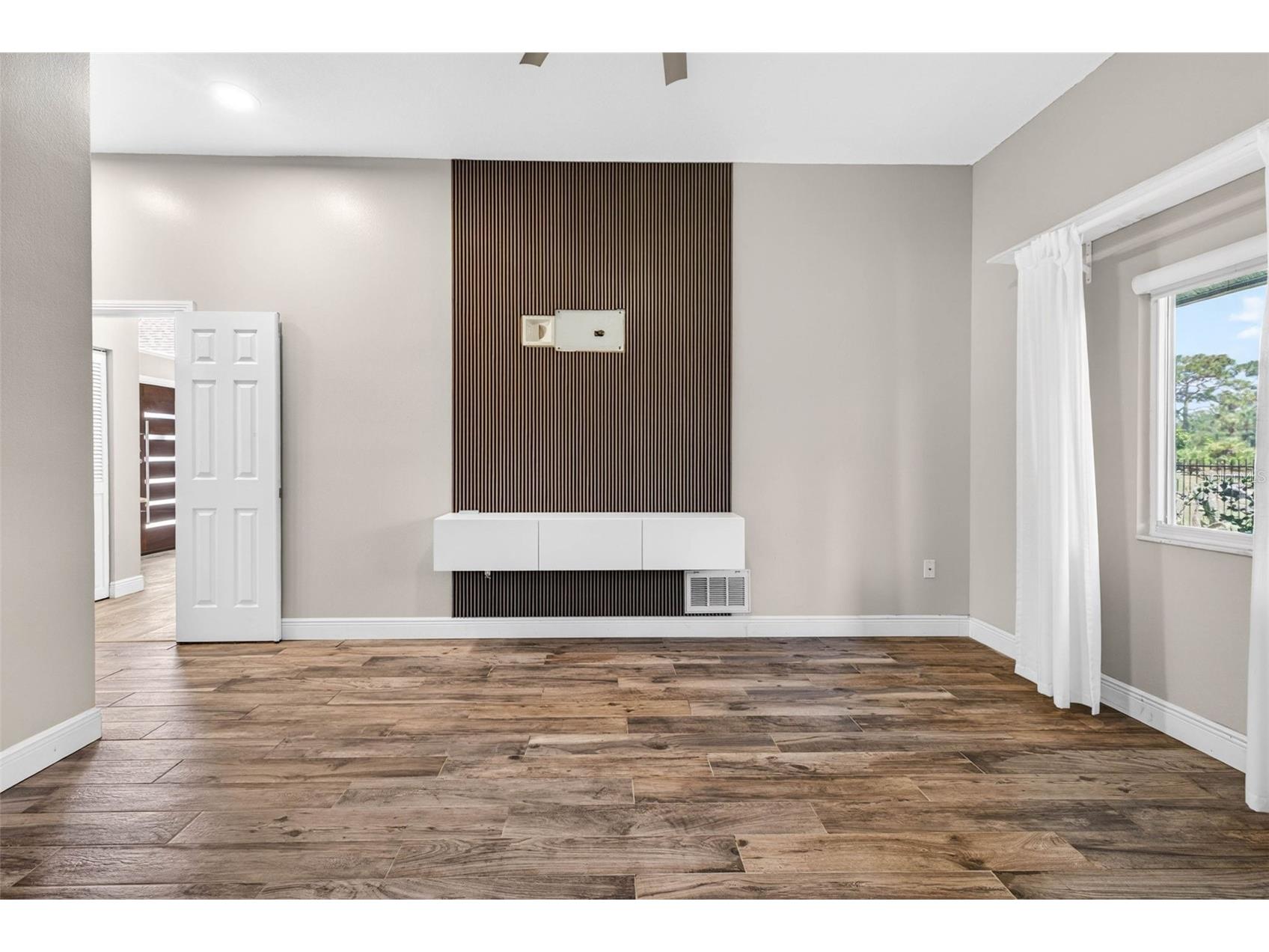 6282 Bonaventure Court Sarasota FL 34243 TB8509376 image36