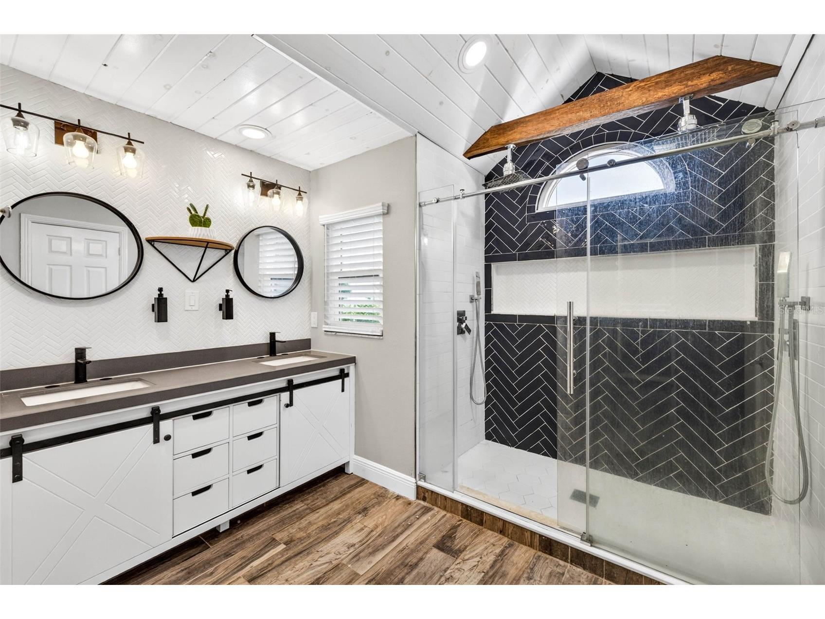 6282 Bonaventure Court Sarasota FL 34243 TB8509376 image39