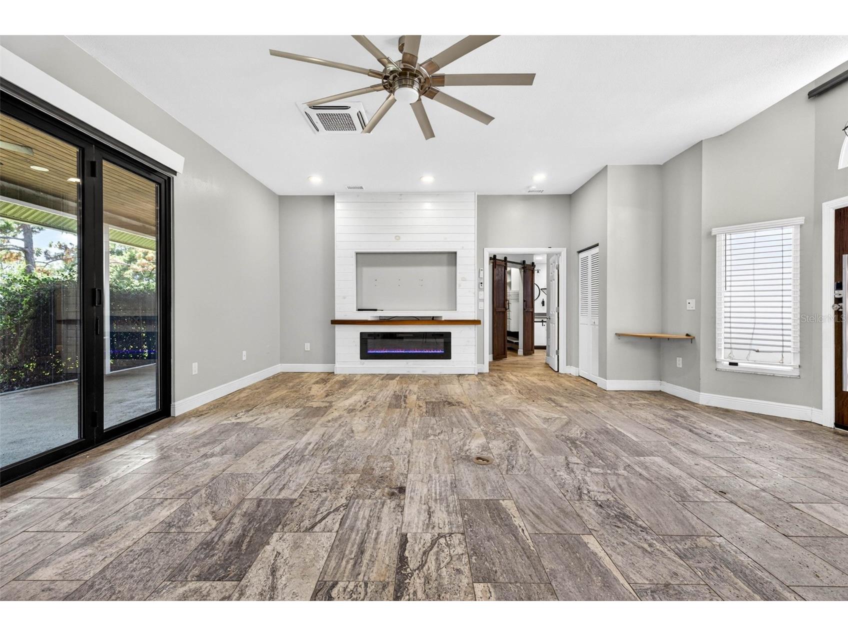 6282 Bonaventure Court Sarasota FL 34243 TB8509376 image8