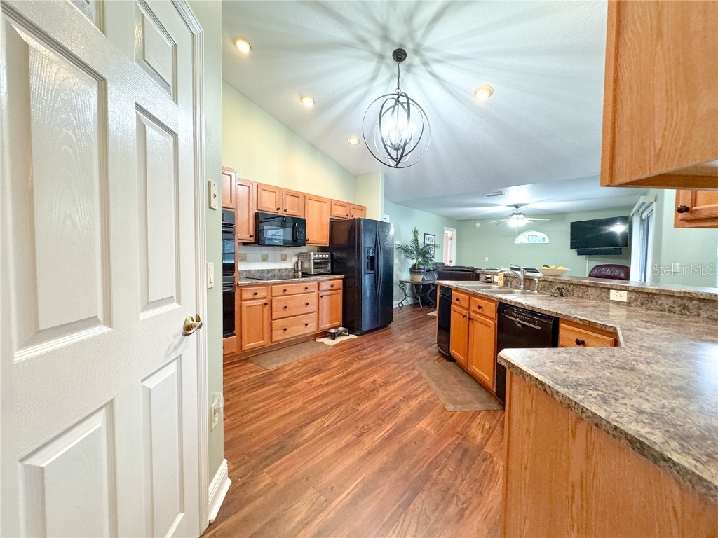 6282 NE 61st Avenue Road Silver Springs FL 34488 OM705057 image28