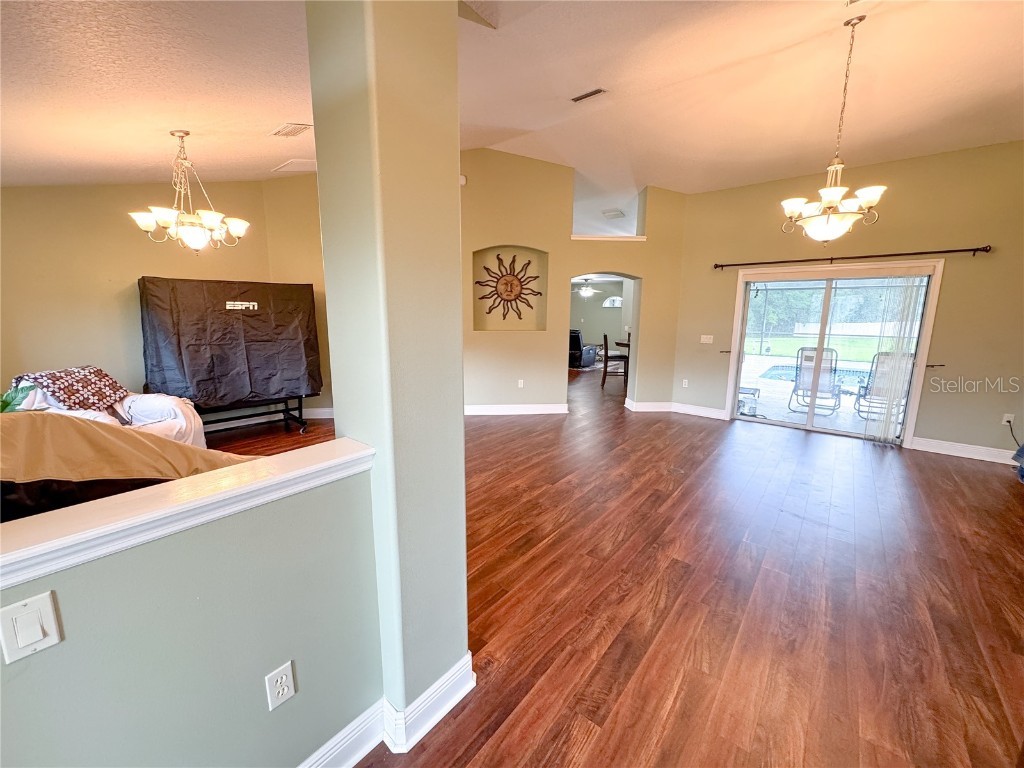 6282 NE 61st Avenue Road Silver Springs FL 34488 OM705057 image8