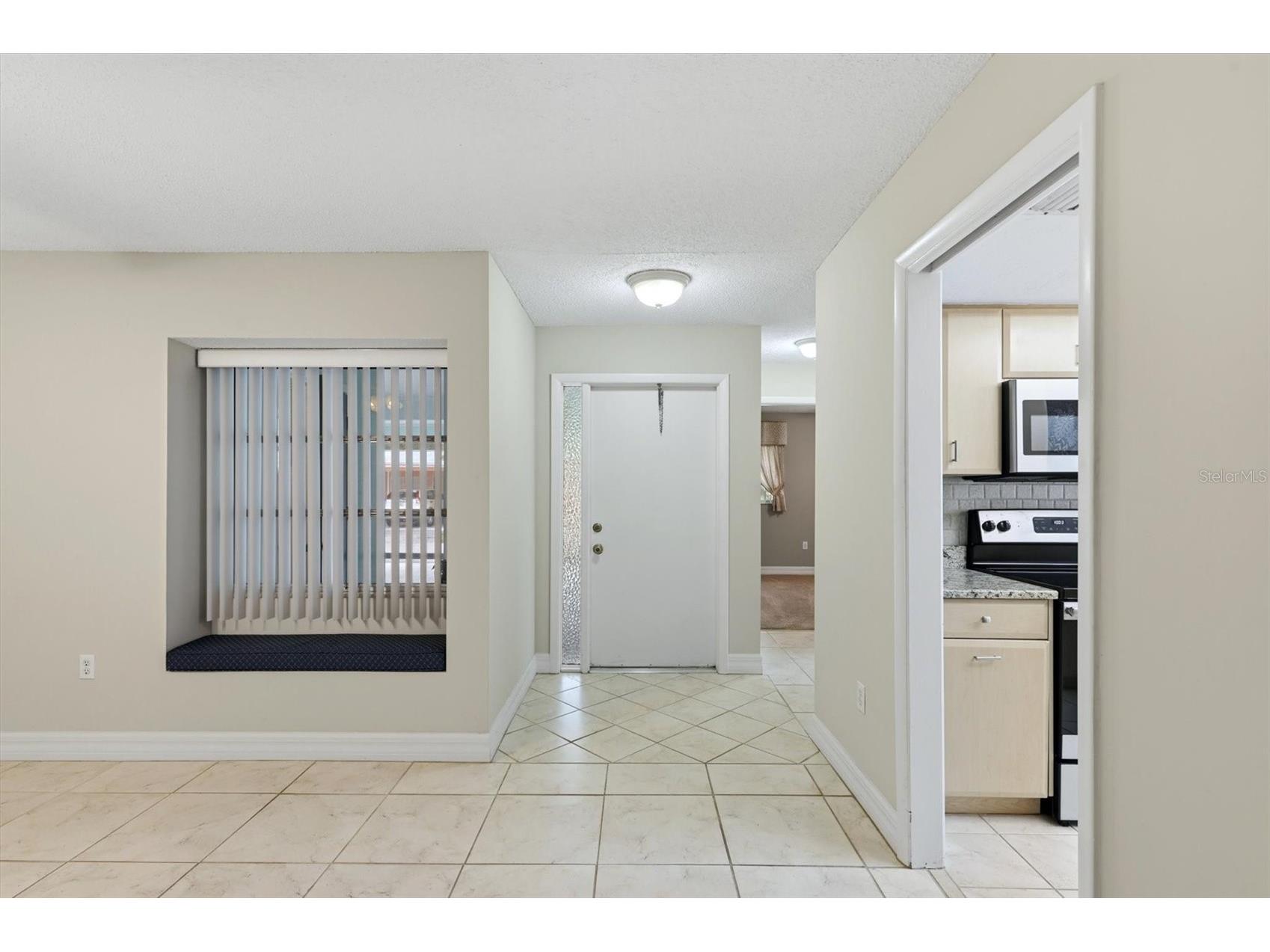 6283 Green View Circle S #102 Sarasota FL 34231 D6147713 image2