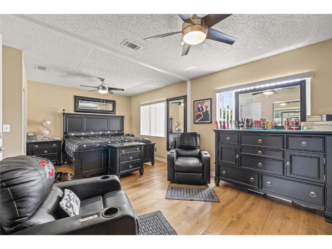 6284 99th Circle N Pinellas Park FL 33782 TB8432658 image17