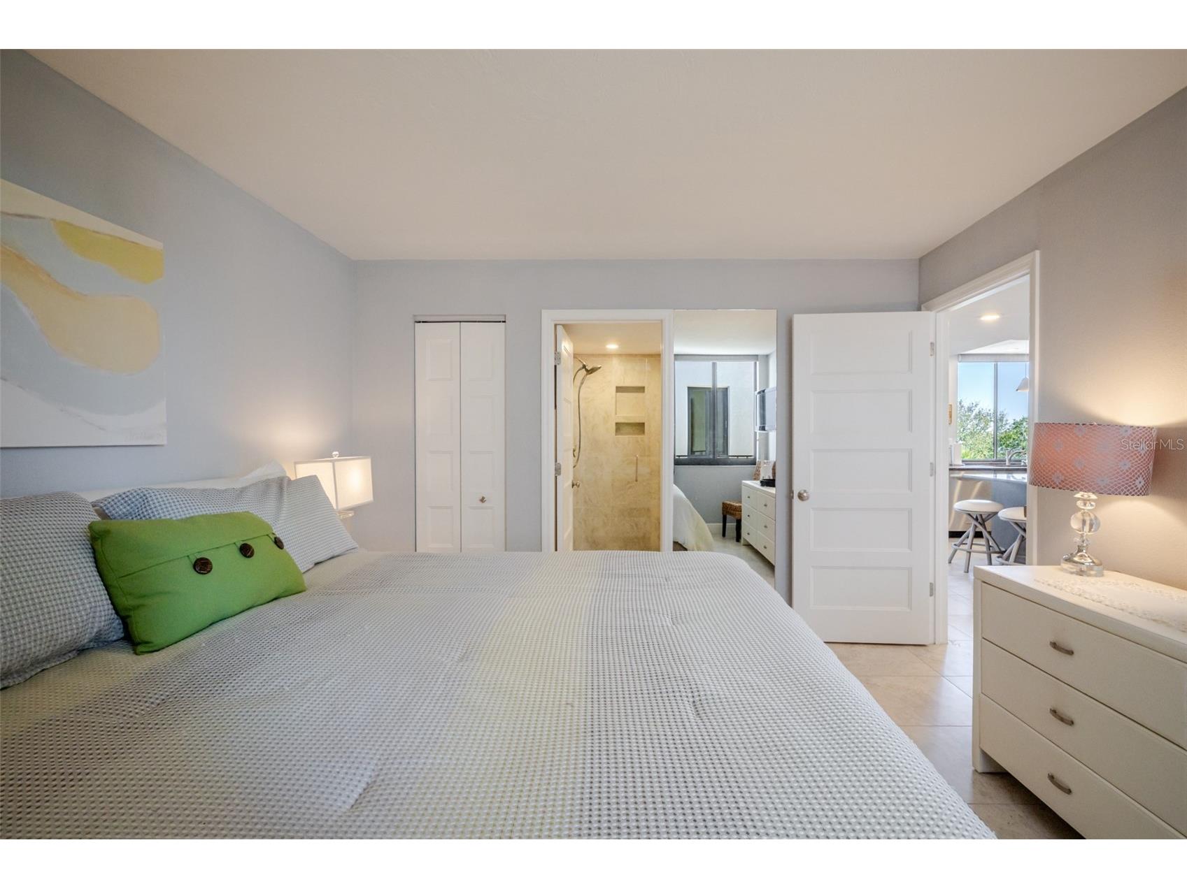 6285 Midnight Pass Road #307 Sarasota FL 34242 A4681168 image36