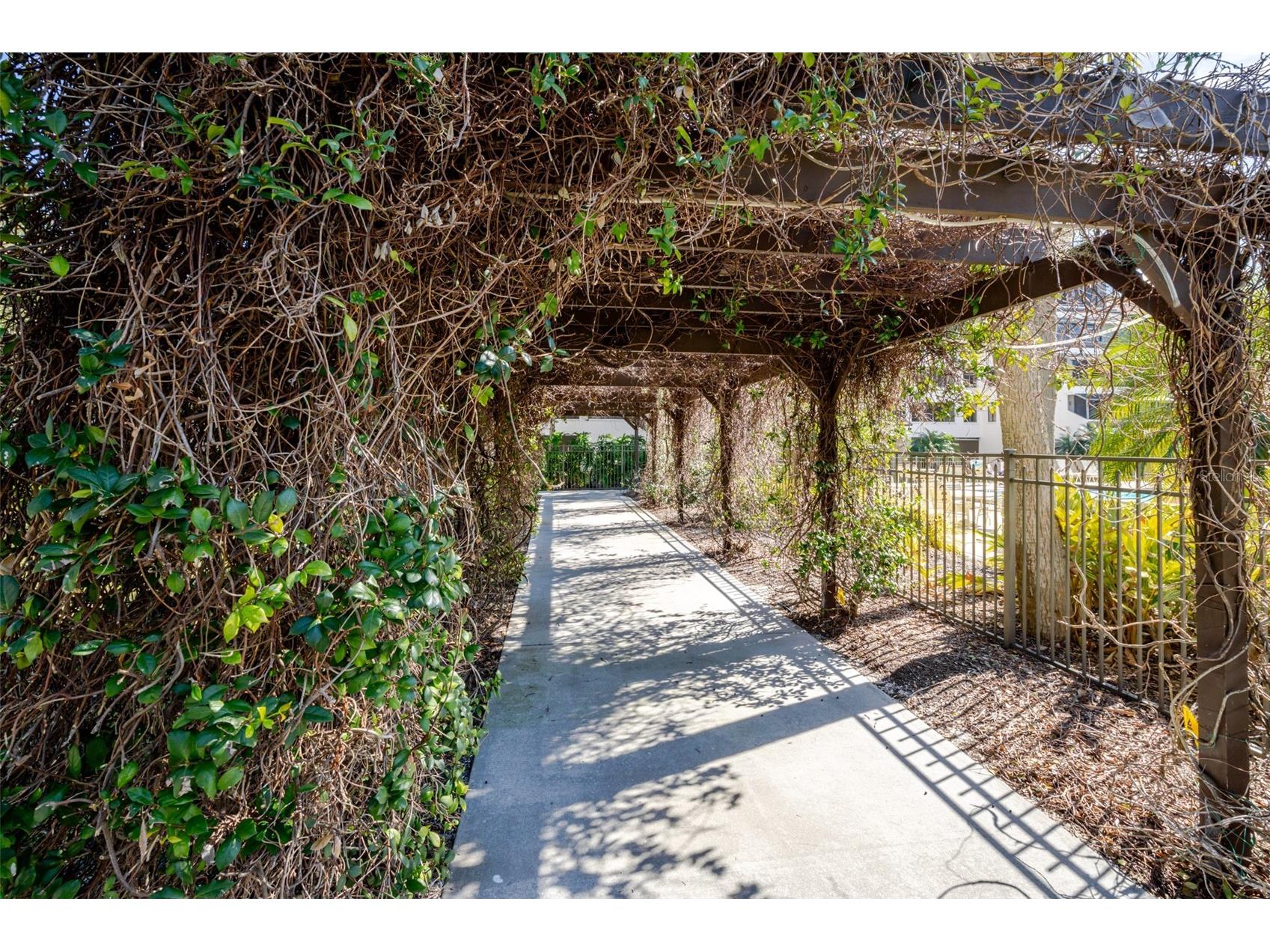 6285 Midnight Pass Road #307 Sarasota FL 34242 A4681168 image61