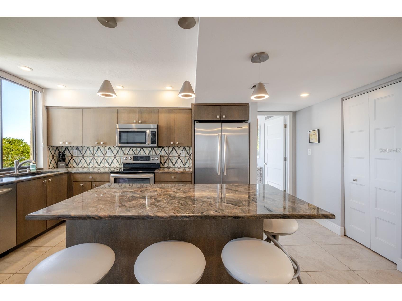 6285 Midnight Pass Road #307 Sarasota FL 34242 A4681168 image7