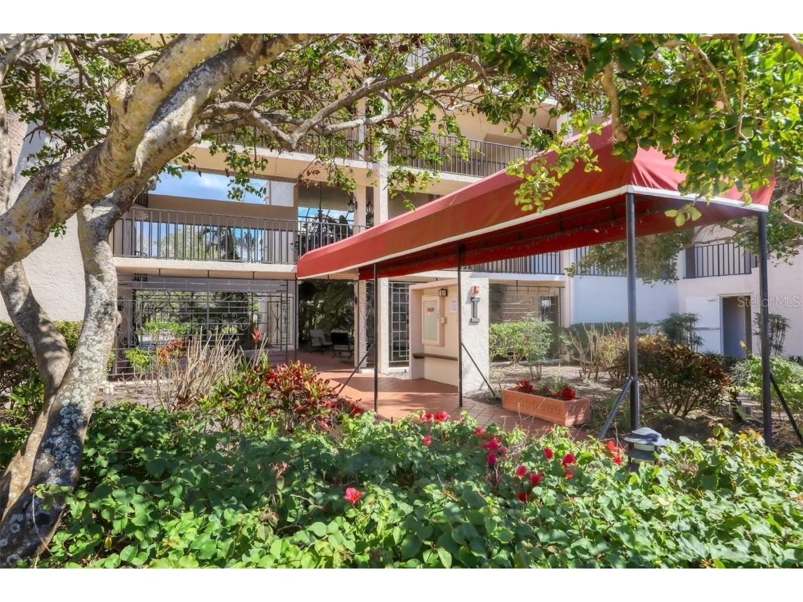 6285 Midnight Pass Road #403 Sarasota FL 34242 - INTRACOASTAL GULF OF MEXICO A4651246 image2