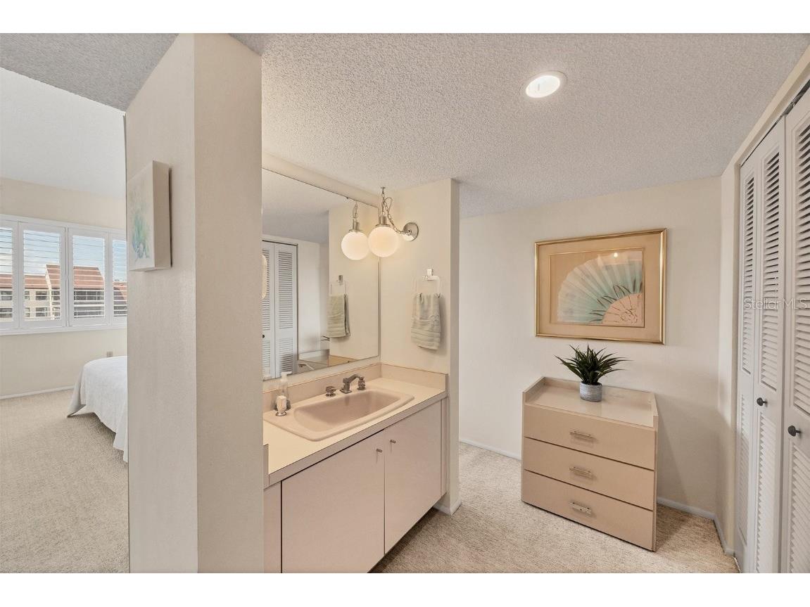 6285 Midnight Pass Road #403 Sarasota FL 34242 - INTRACOASTAL GULF OF MEXICO A4651246 image30