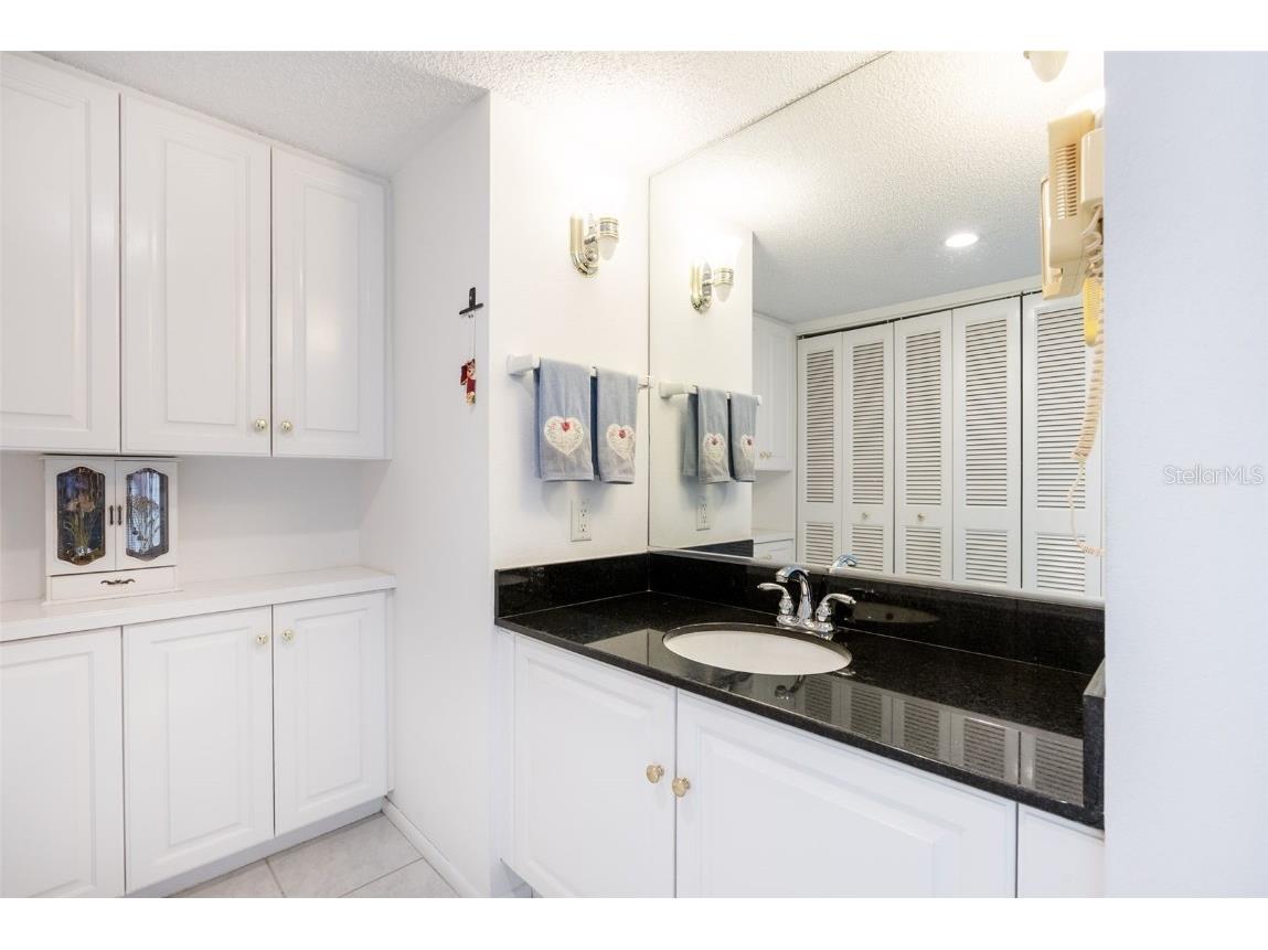 6285 Midnight Pass Road #406 Sarasota FL 34242 A4670228 image25