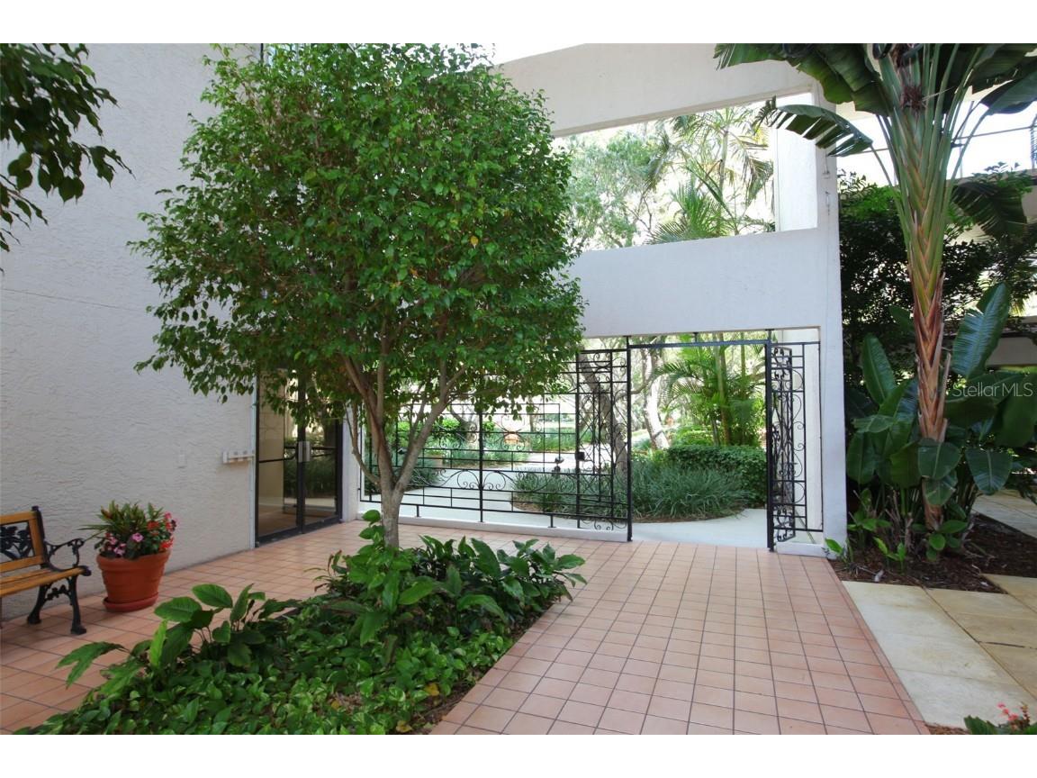 6285 Midnight Pass Road #406 Sarasota FL 34242 A4670228 image42