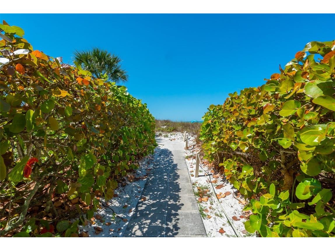 6285 Midnight Pass Road #406 Sarasota FL 34242 A4670228 image54