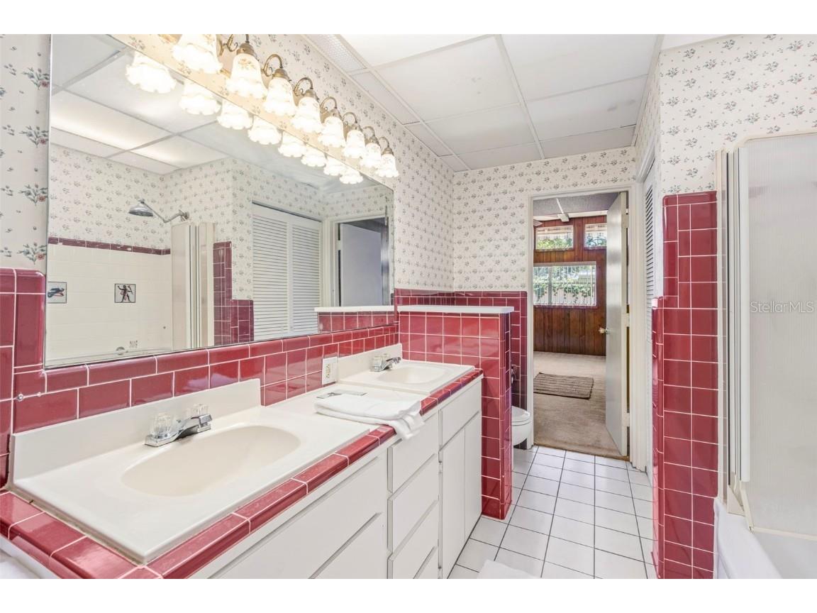 6286 23rd Terrace N Saint Petersburg FL 33710 TB8437671 image31