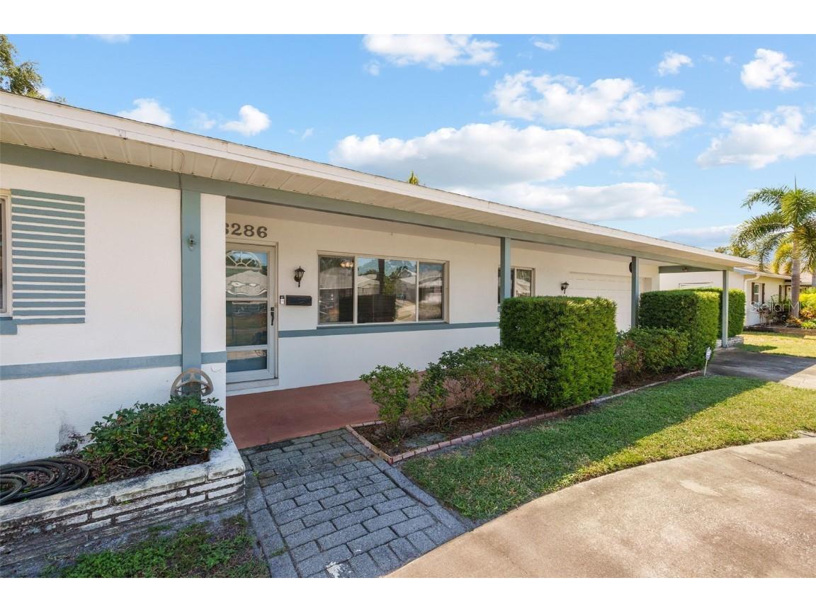 6286 23rd Terrace N Saint Petersburg FL 33710 TB8437671 image6