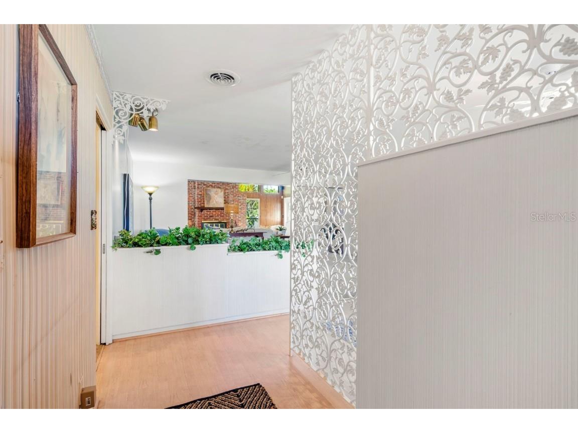 6286 23rd Terrace N Saint Petersburg FL 33710 TB8437671 image8