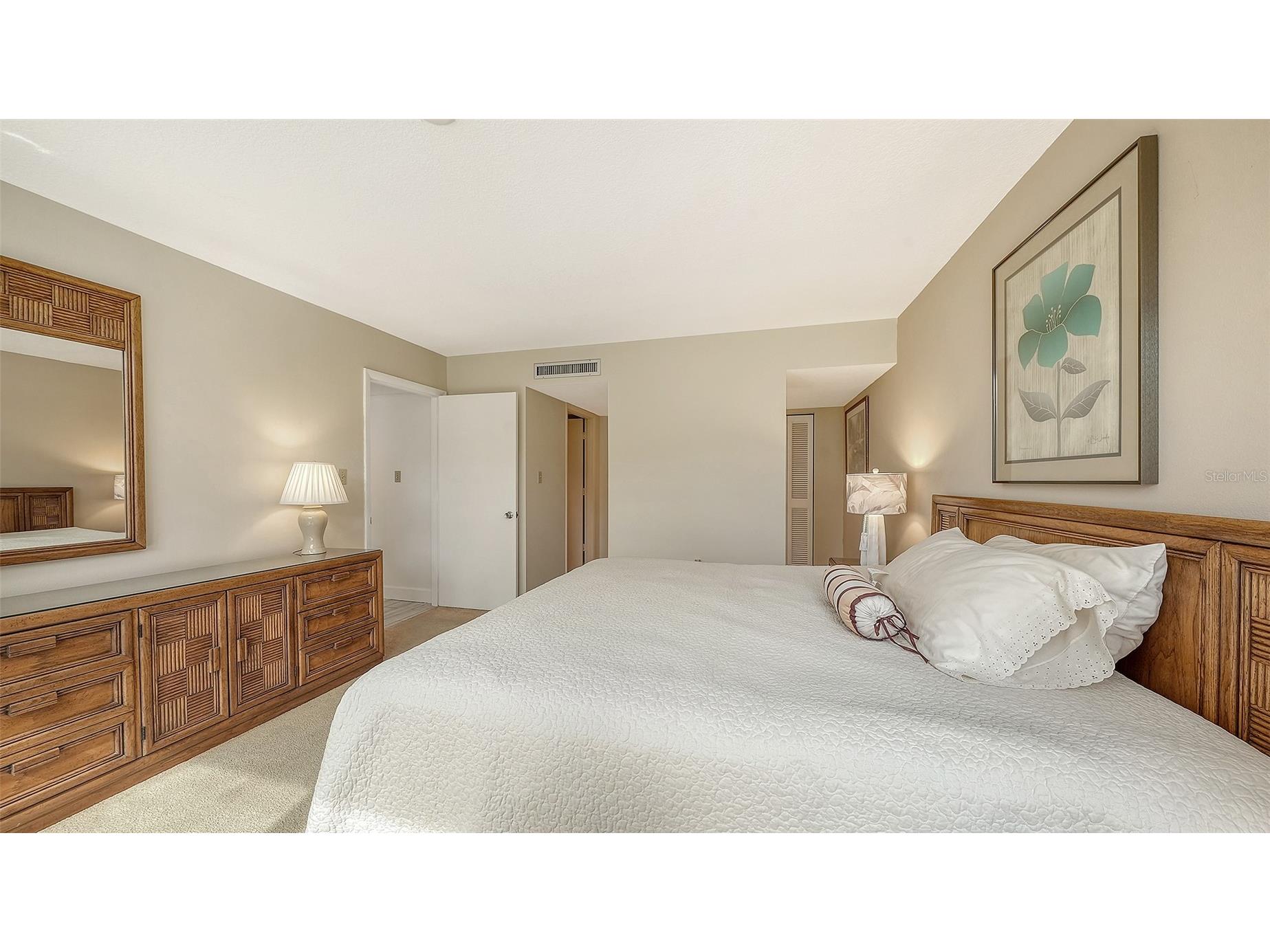 6287 Midnight Pass Road #103 Sarasota FL 34242 A4685468 image16