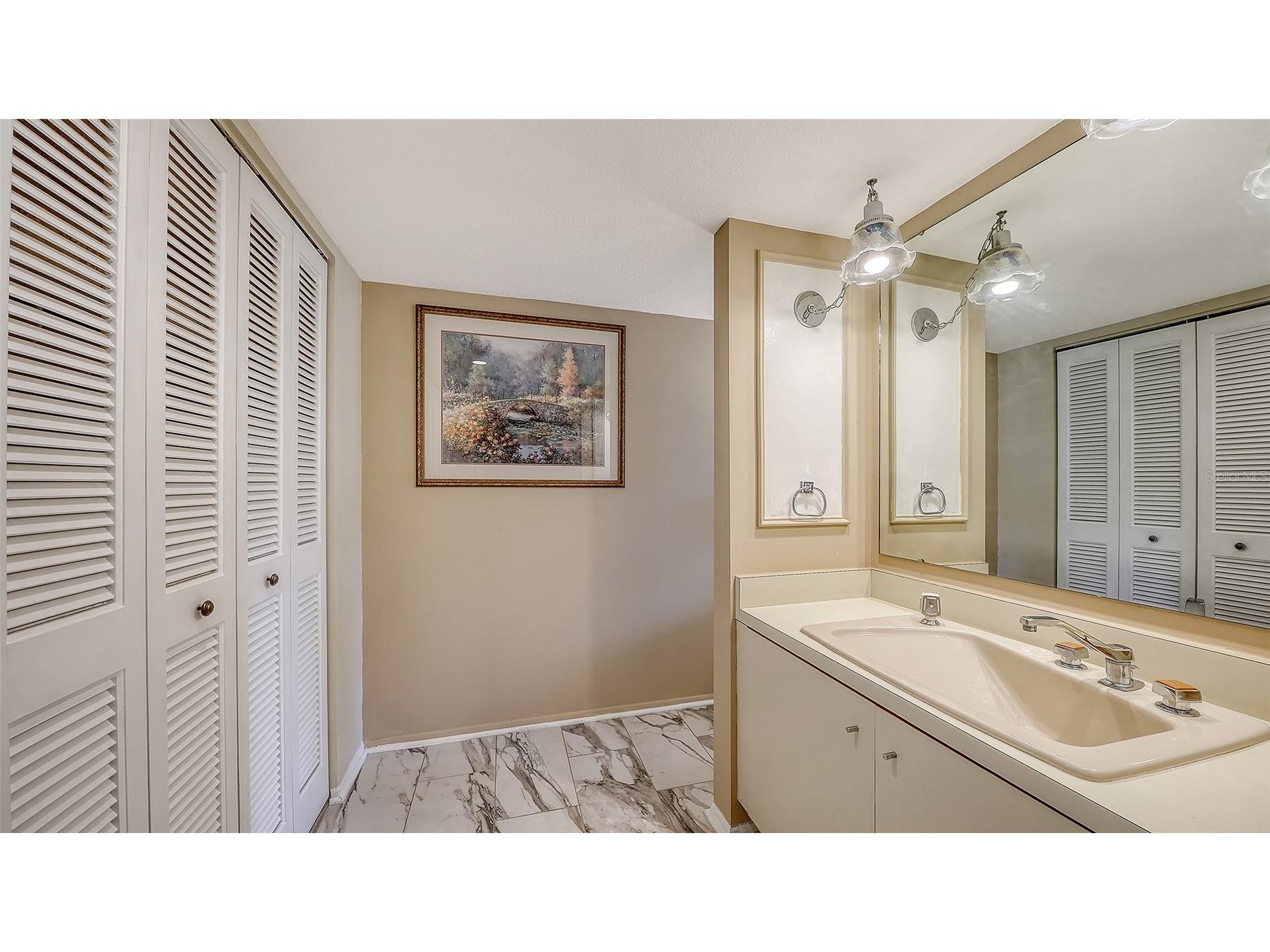 6287 Midnight Pass Road #103 Sarasota FL 34242 A4685468 image18