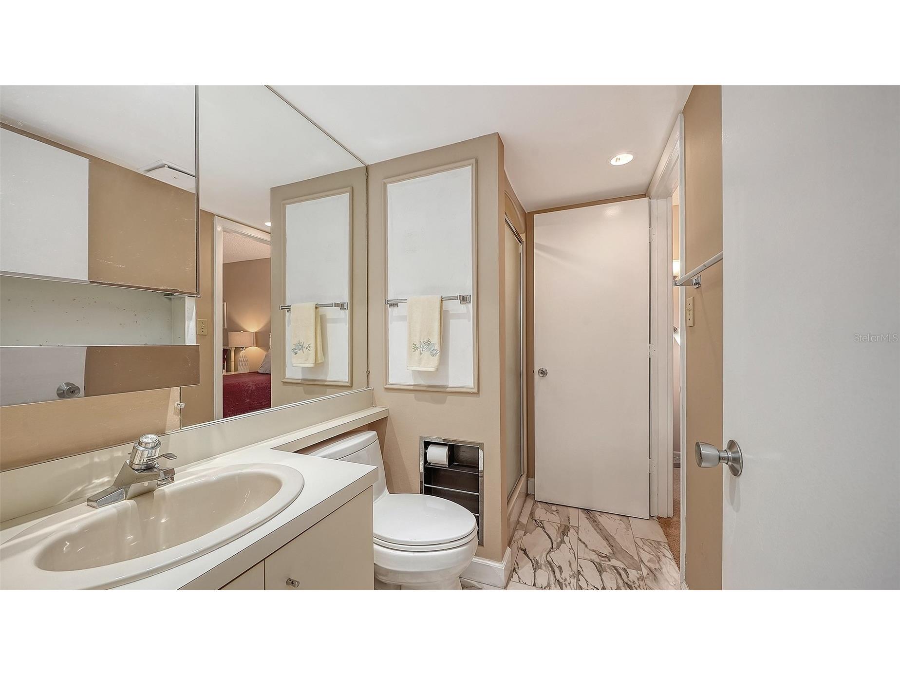 6287 Midnight Pass Road #103 Sarasota FL 34242 A4685468 image19