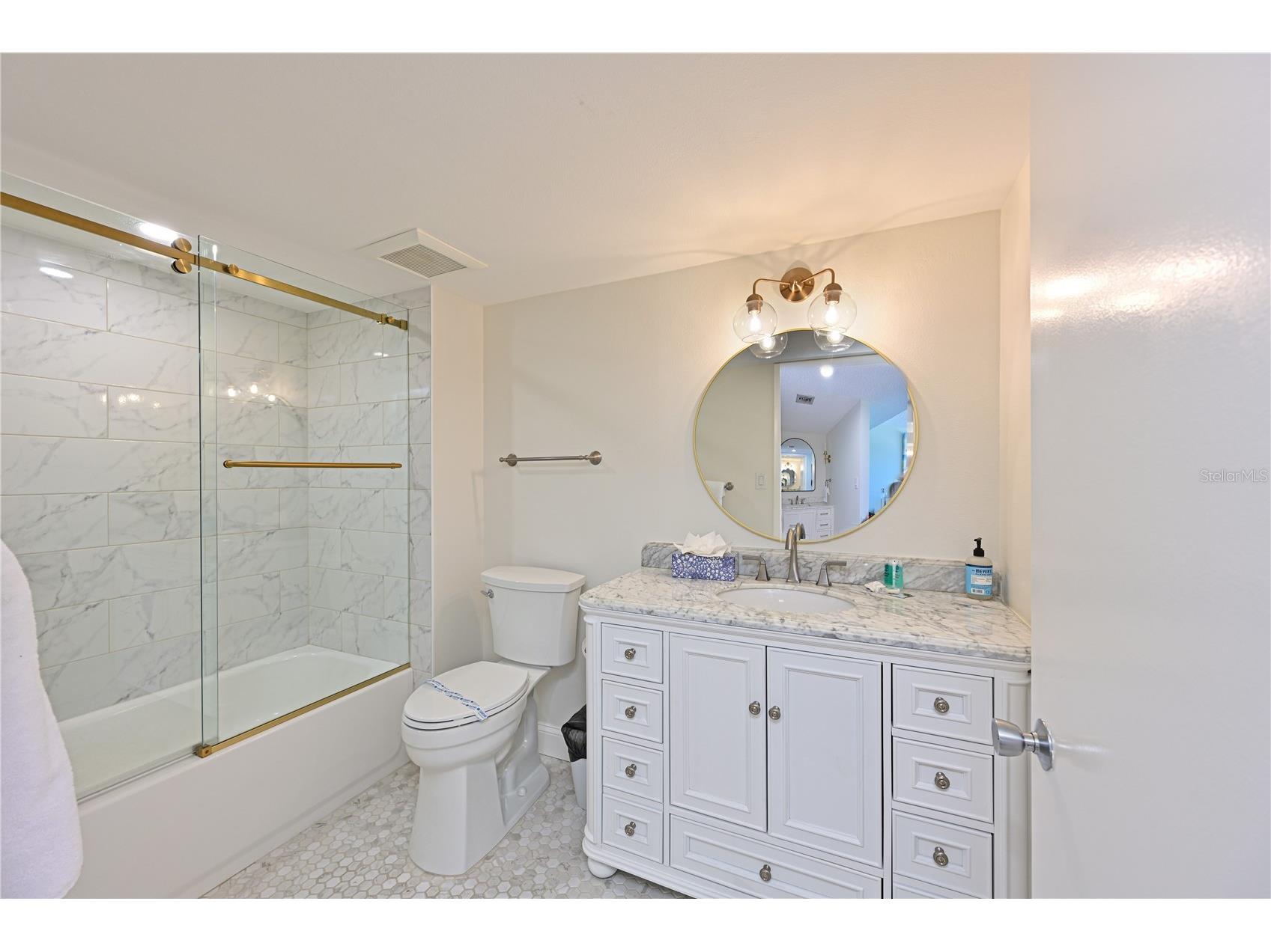 6287 Midnight Pass Road #201 Sarasota FL 34242 A4695909 image11