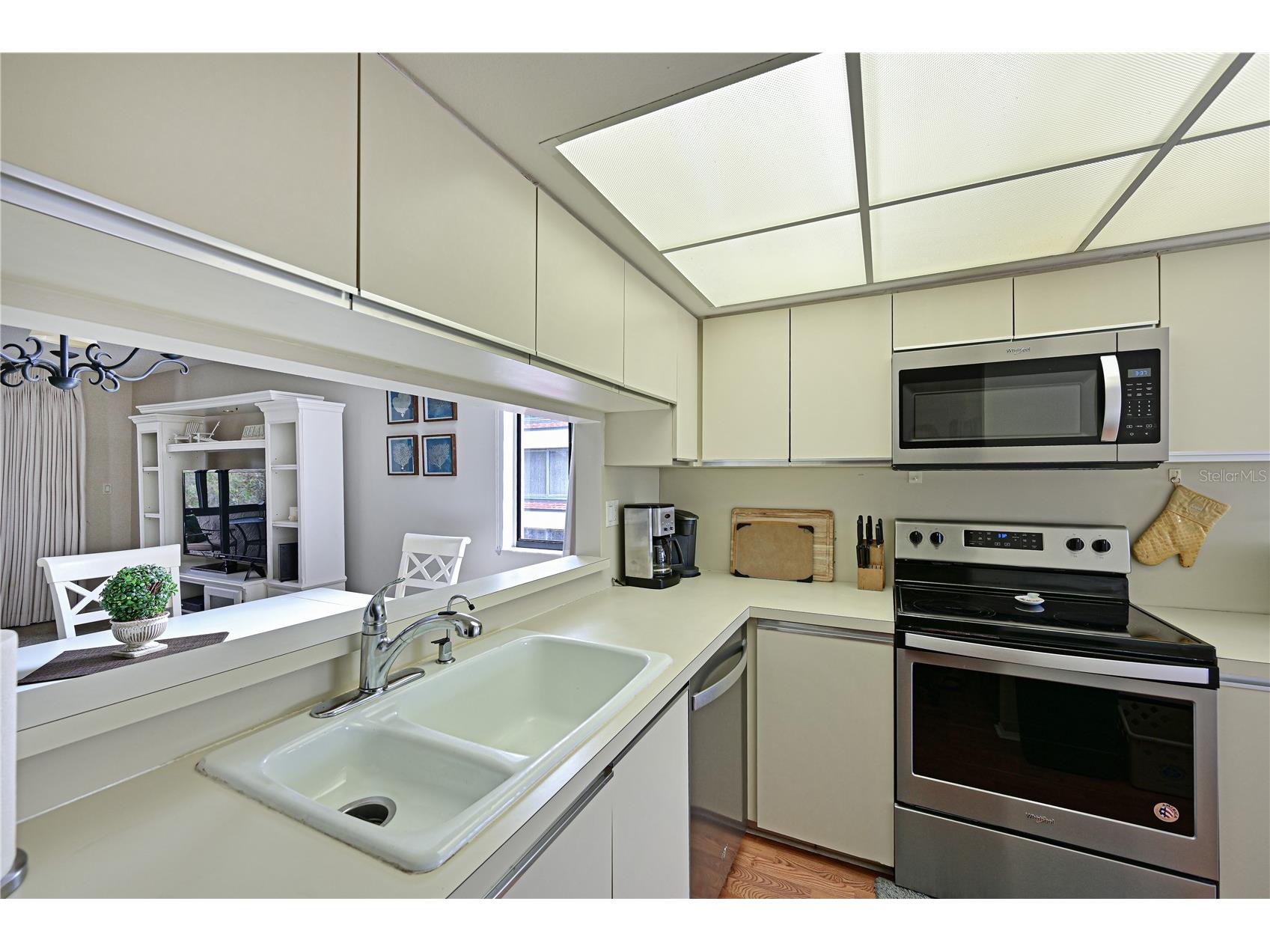 6287 Midnight Pass Road #201 Sarasota FL 34242 A4695909 image7