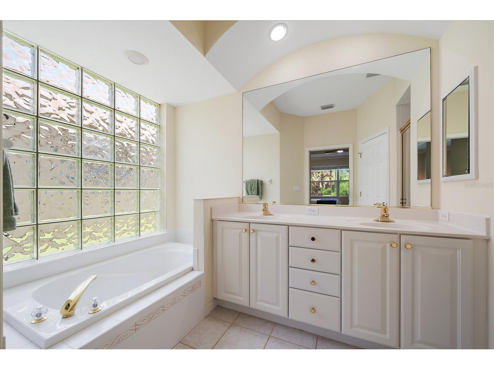 6288 Wingspan Way Bradenton FL 34203 A4699947 image14