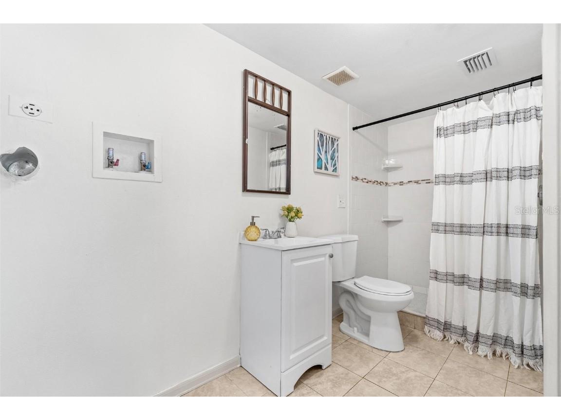 629 53rd Avenue S Saint Petersburg FL 33705 TB8440758 image12