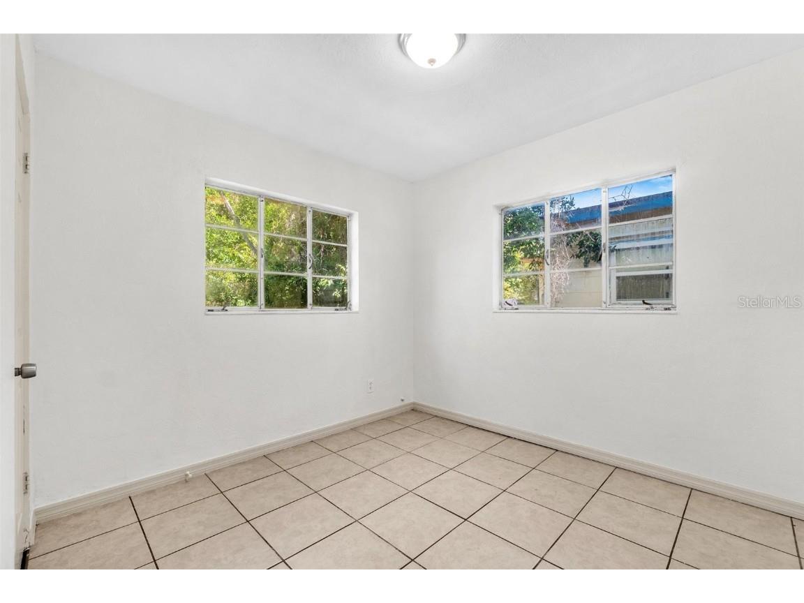 629 53rd Avenue S Saint Petersburg FL 33705 TB8440758 image16