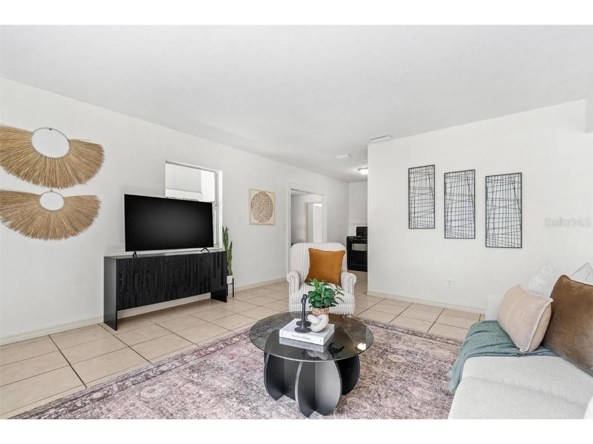 629 53rd Avenue S Saint Petersburg FL 33705 TB8440758 image3