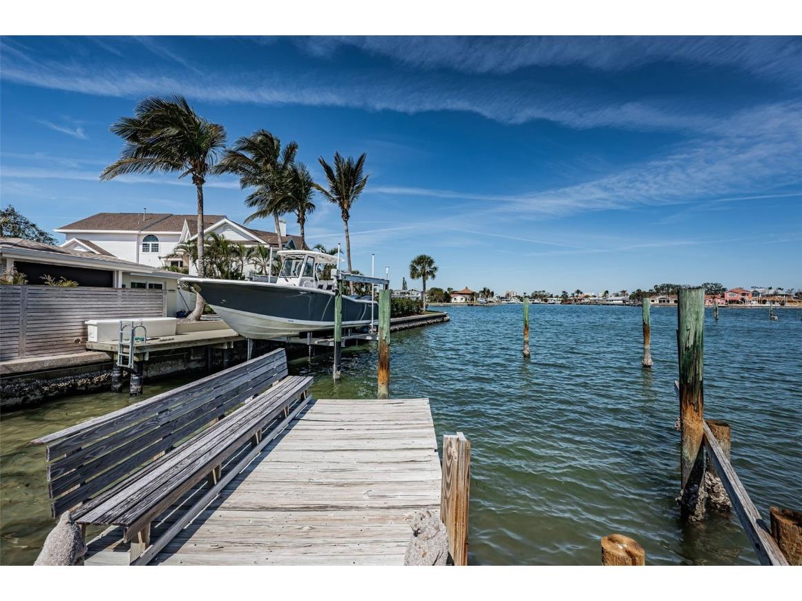 629 59th Avenue Saint Pete Beach FL 33706 TB8354387 image9