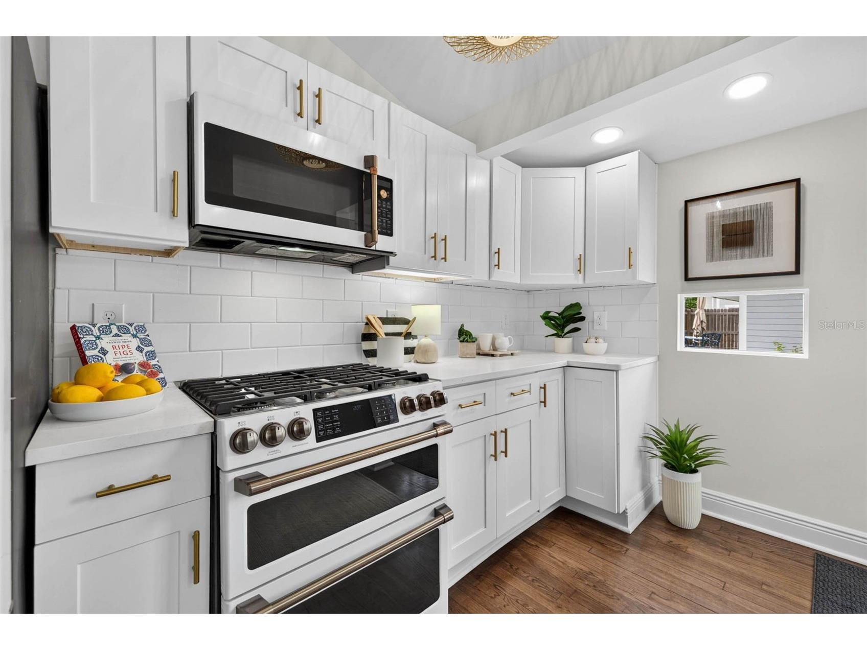 629 6th Avenue N Saint Petersburg FL 33701 TB8526927 image11