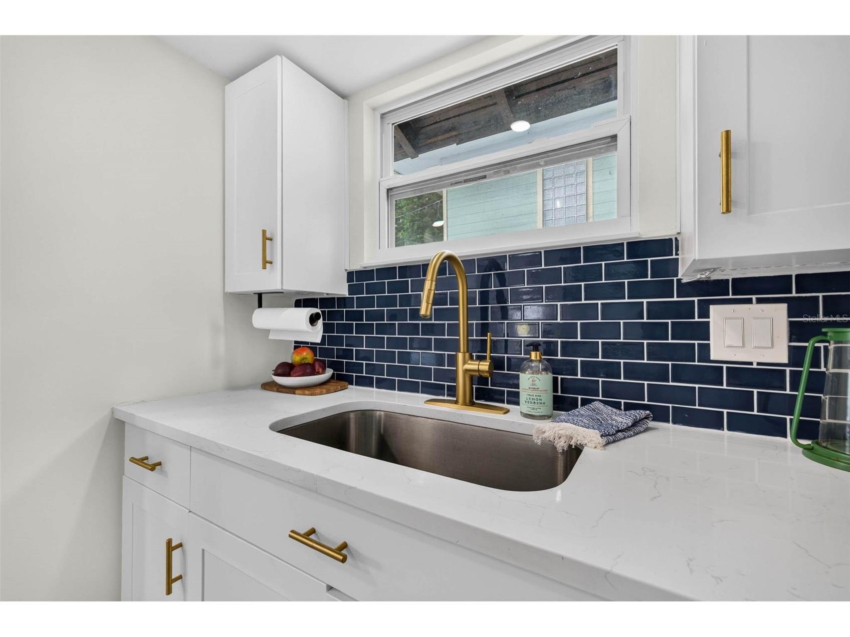 629 6th Avenue N Saint Petersburg FL 33701 TB8526927 image12