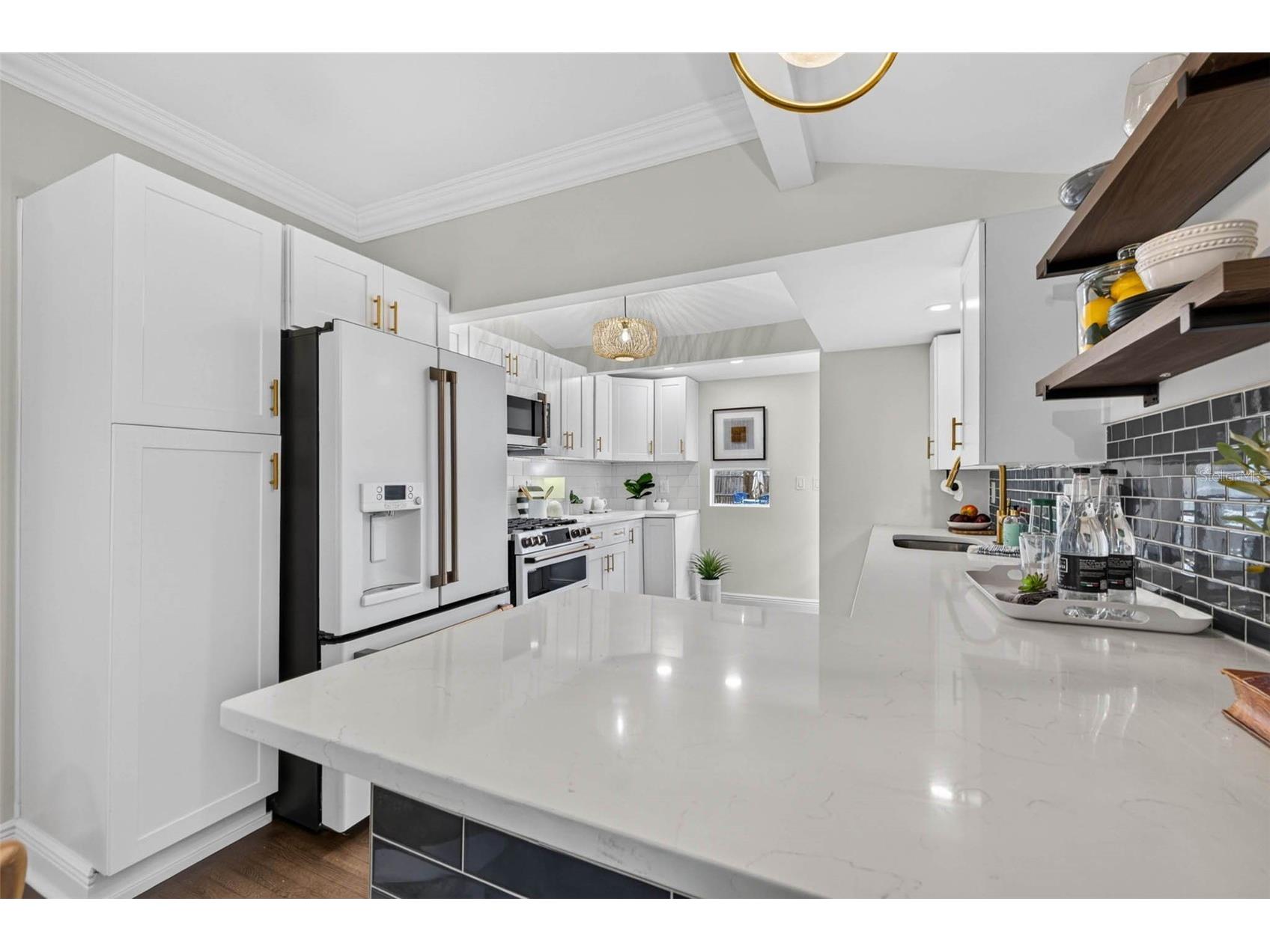 629 6th Avenue N Saint Petersburg FL 33701 TB8526927 image9