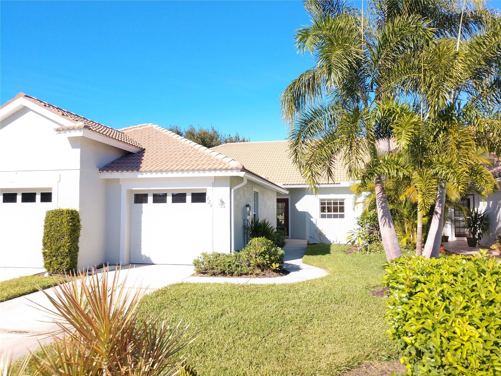 629 Back Nine Drive Venice FL 34285 N6143444 image1