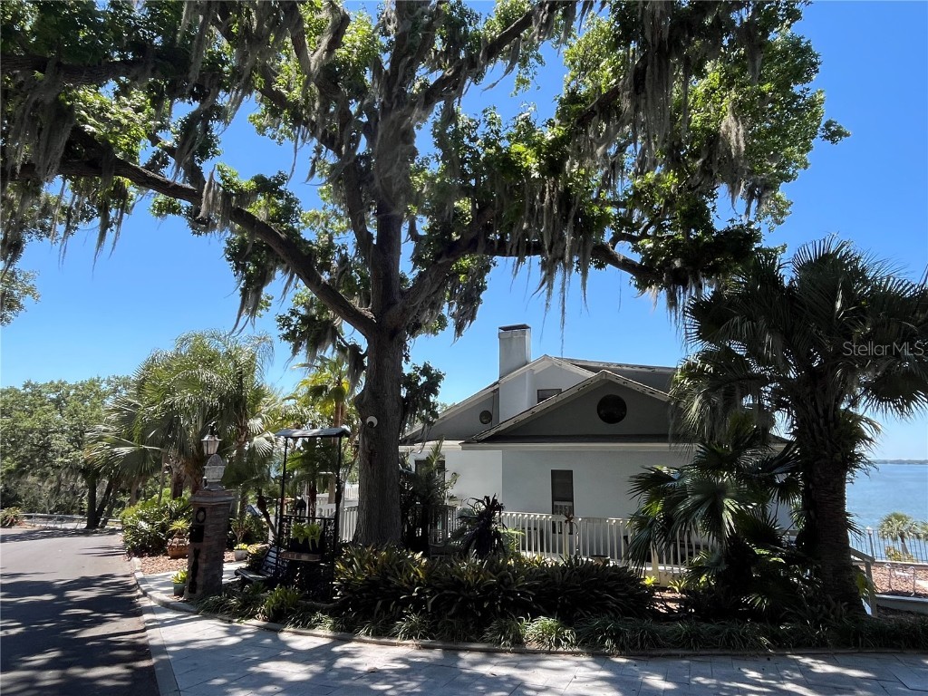 629 Helen Street Mount Dora FL 32757 - DORA CHAIN OF LAKES O6309155 image5