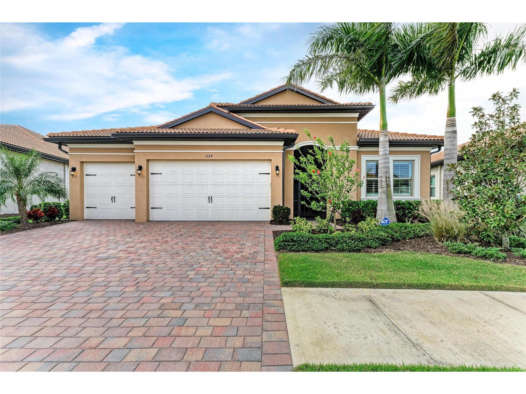 629 Maraviya Boulevard Nokomis FL 34275 - Knights Lake A4674488 image1