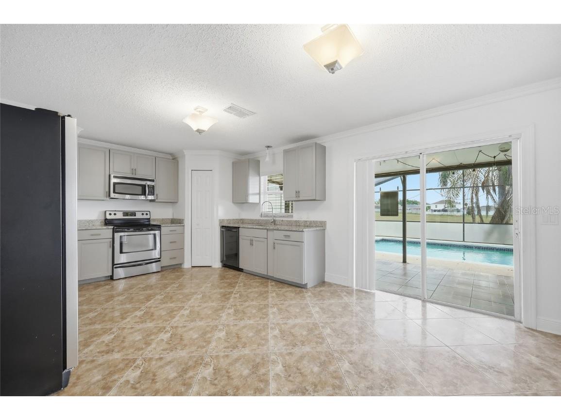 629 Milford Street Davenport FL 33897 O6365306 image4