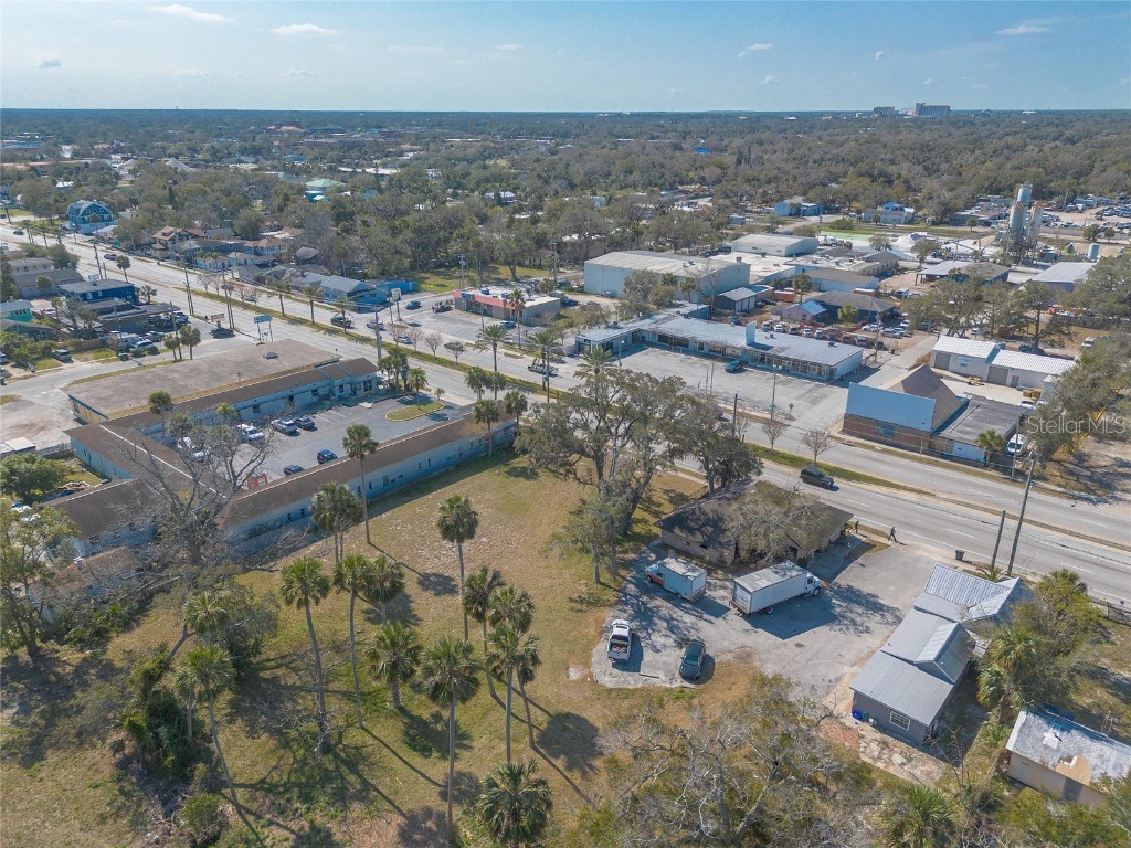 629 N Ridgewood Avenue Daytona Beach FL 32114 V4940829 image5