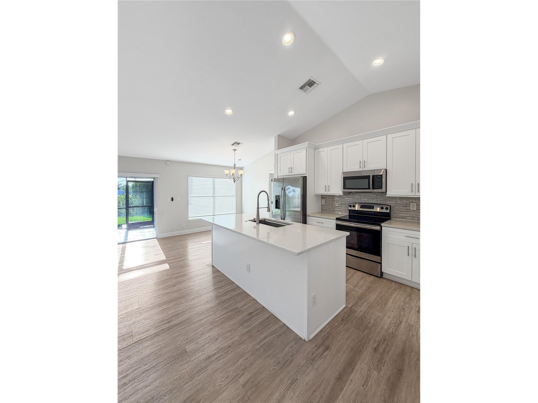 629 NW 17th Place Cape Coral FL 33993 S5147289 image5