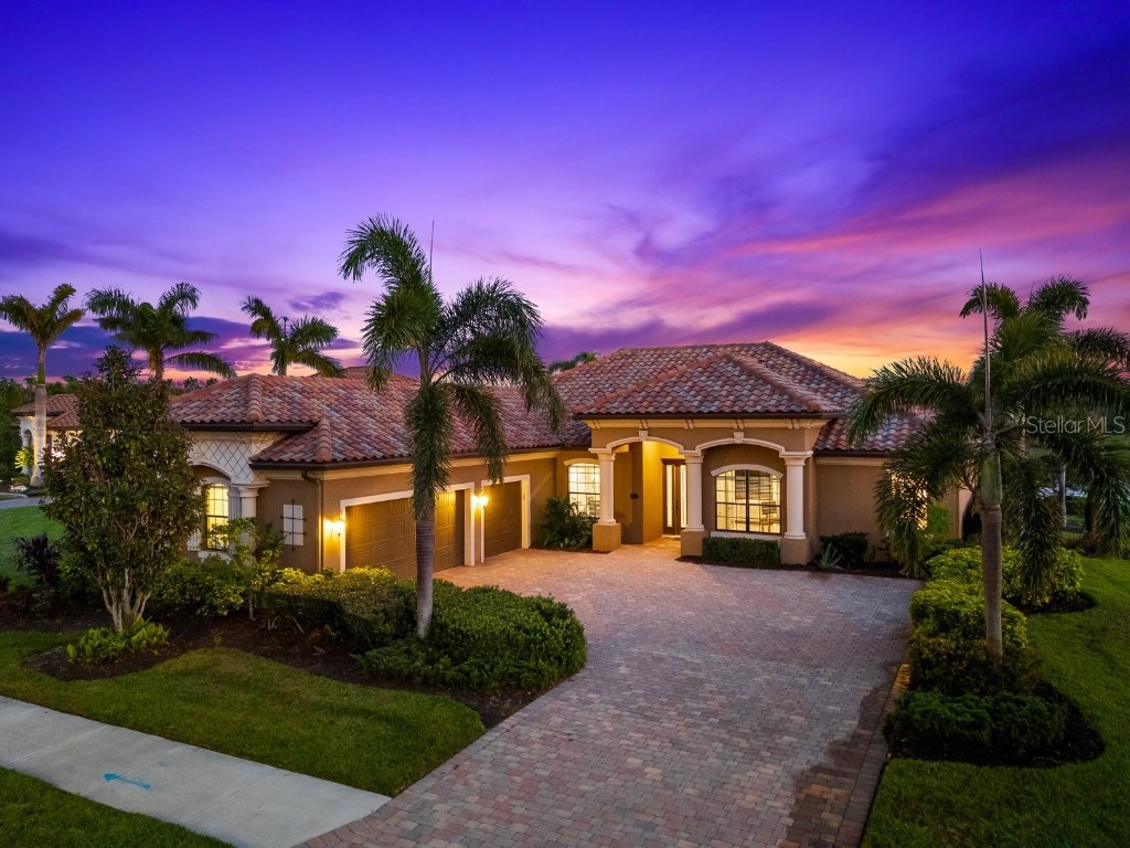 629 River Enclave Court Bradenton FL 34212 A4643655 image1