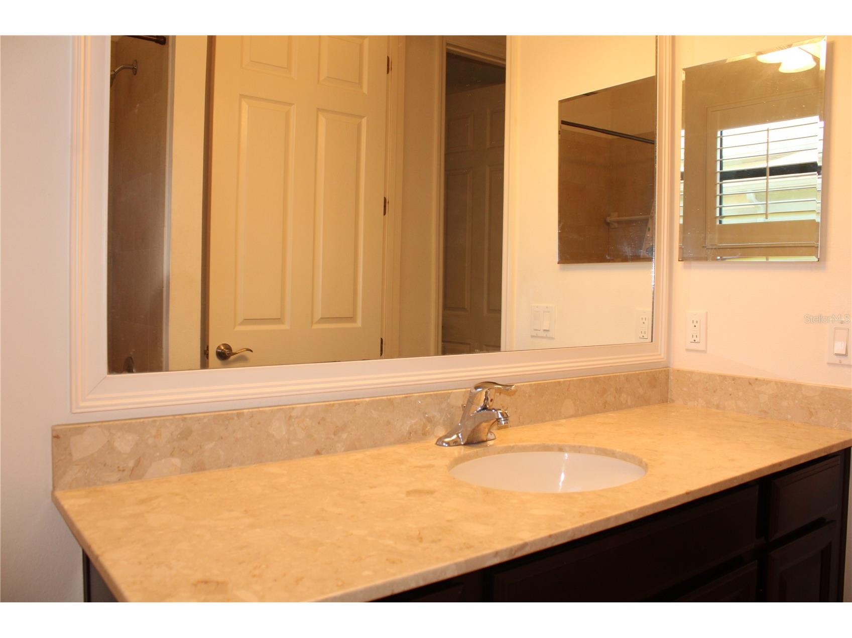 629 Rosemary Circle Bradenton FL 34212 A4678639 image39