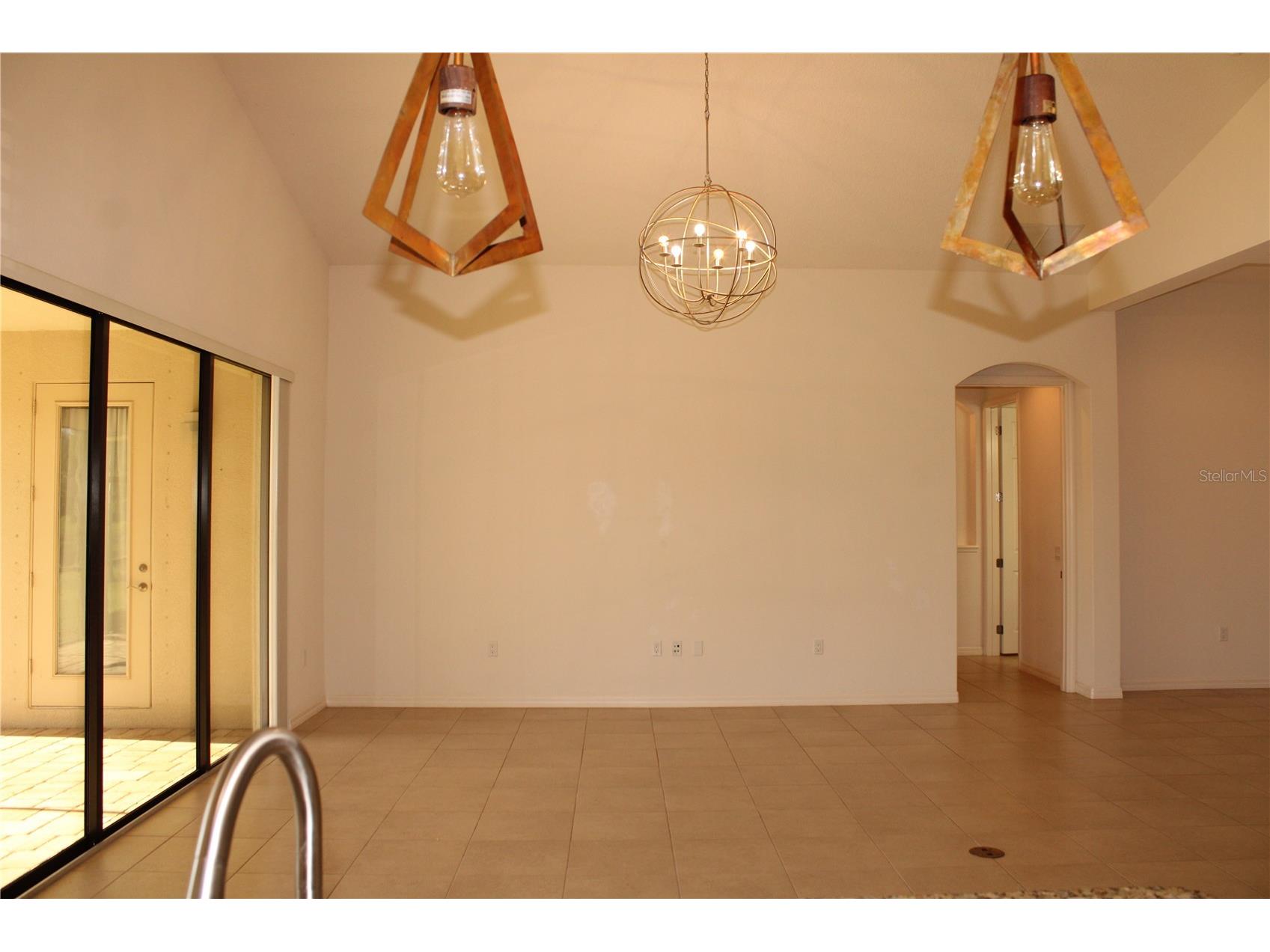 629 Rosemary Circle Bradenton FL 34212 A4678639 image7