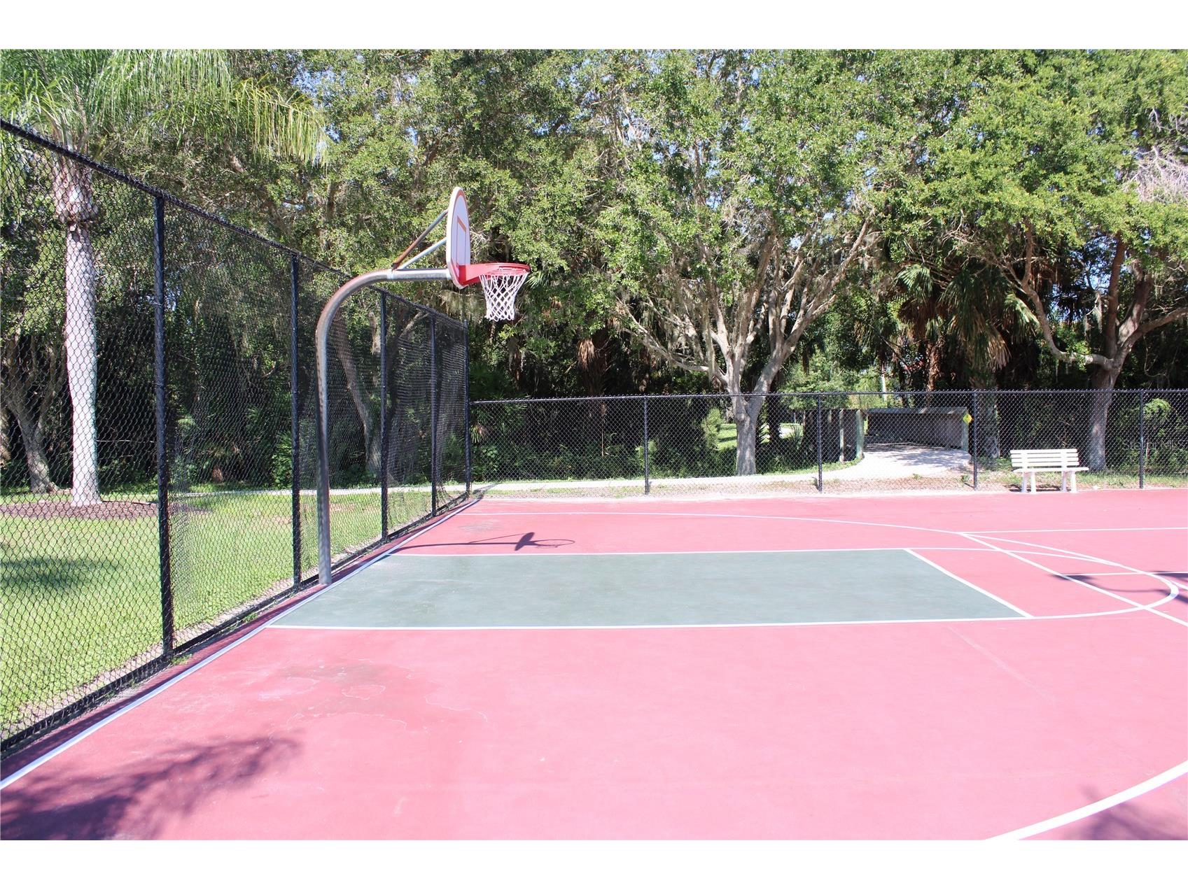 629 Rosemary Circle Bradenton FL 34212 A4678639 image70