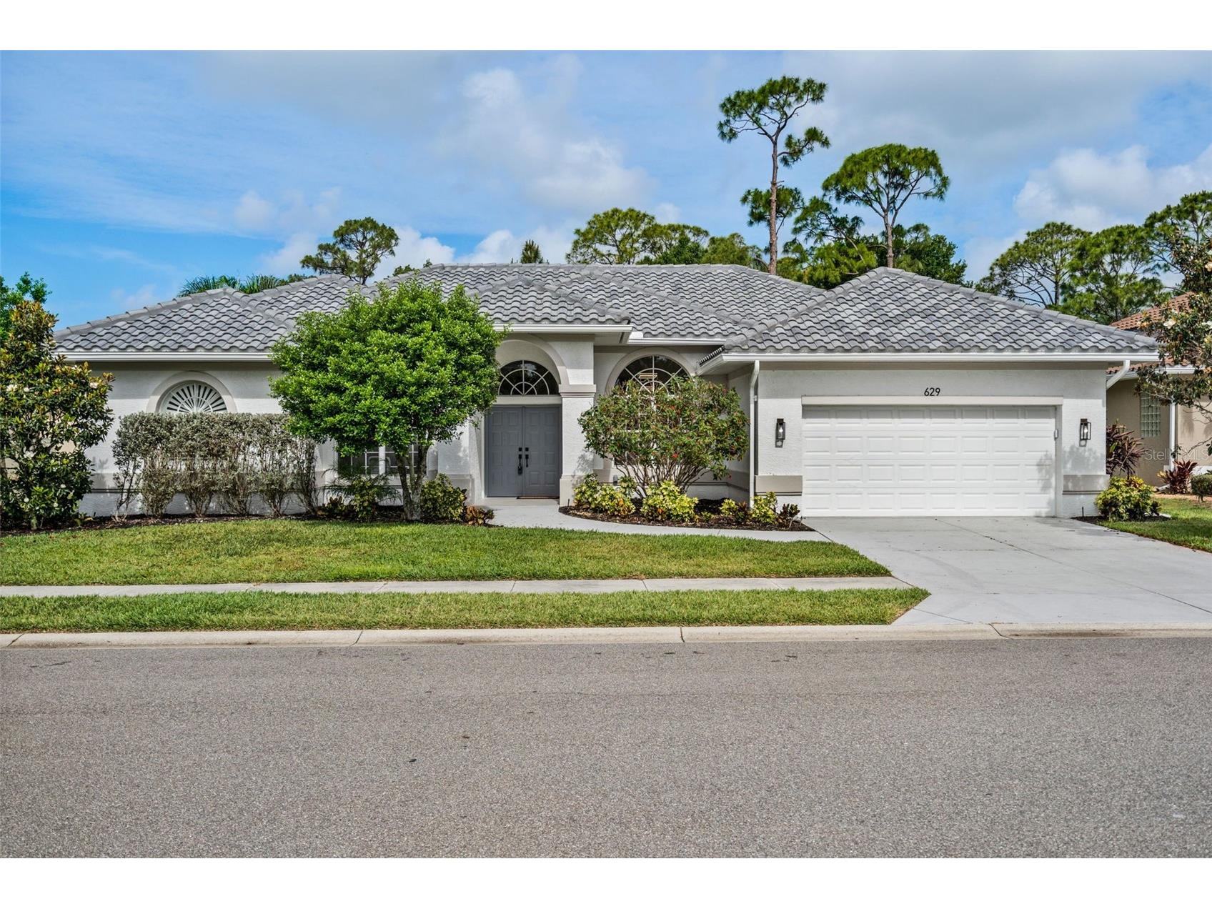 629 Sawgrass Bridge Road Venice FL 34292 A4692672 image1