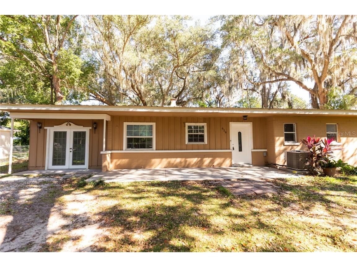 629 SE 29th Terrace Ocala FL 34471 OM688551 image1