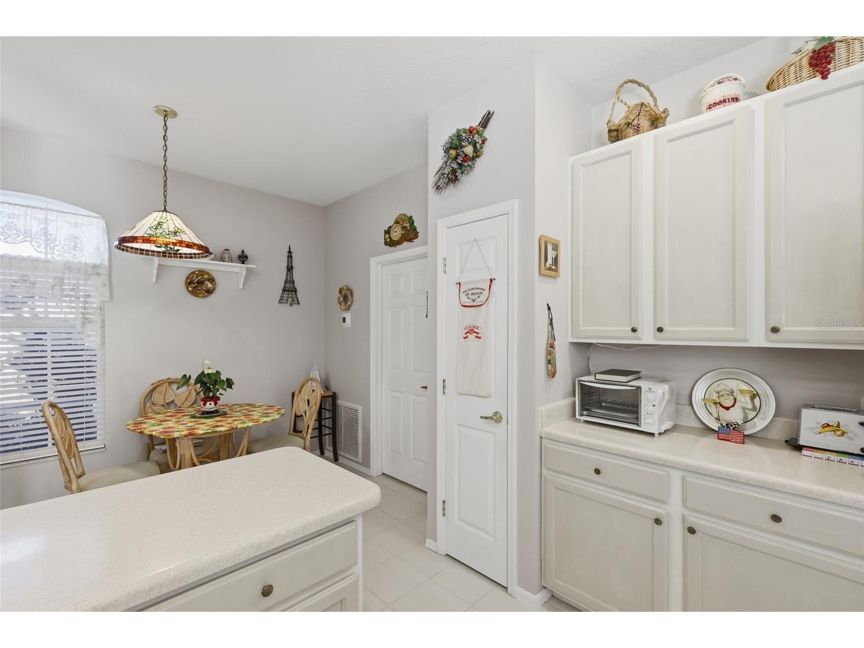 6290 Buckingham Street Sarasota FL 34238 A4681325 image11