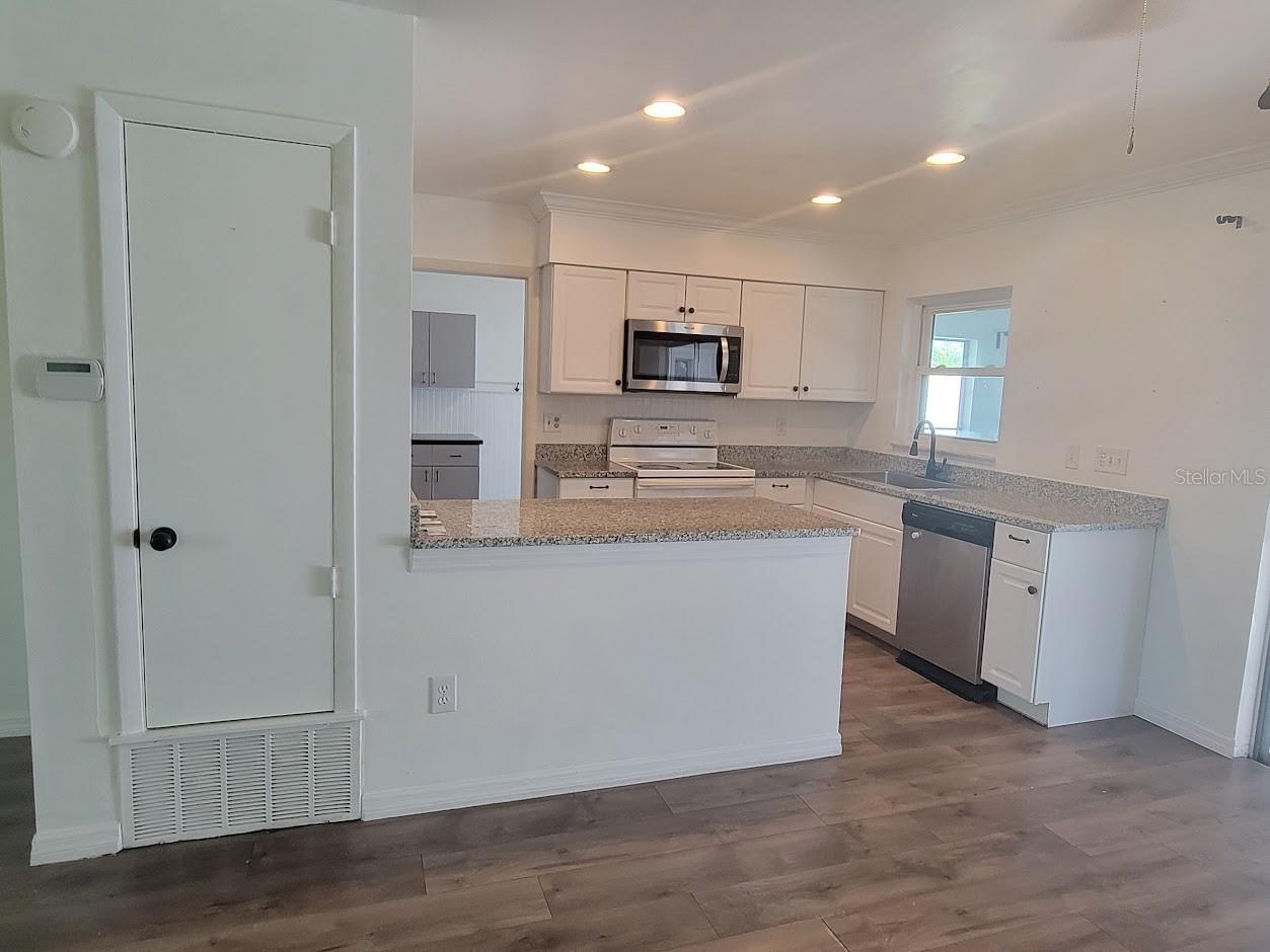 6290 Coniston Terrace North Port FL 34287 A4683860 image4