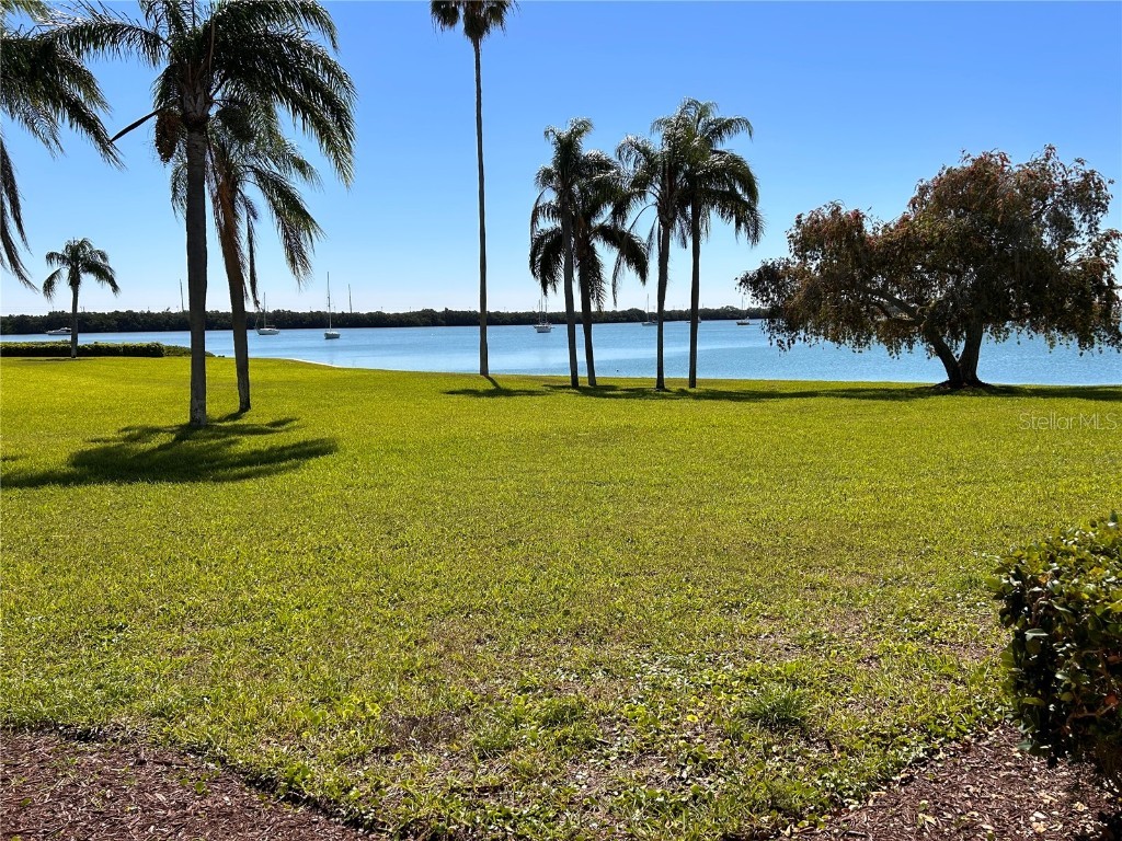 6291 Bahia Del Mar Circle #103 Saint Petersburg FL 33715 - BOCA CIEGA BAY U8194751 image1