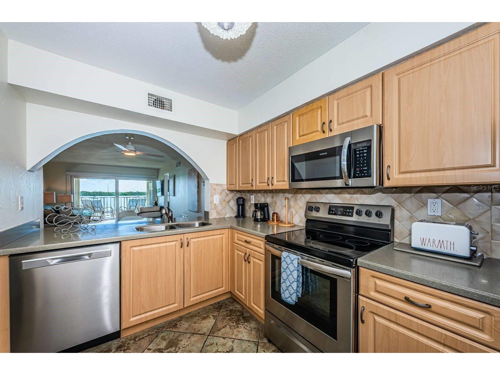 6291 Bahia Del Mar Circle #207 Saint Petersburg FL 33715 TB8474078 image8