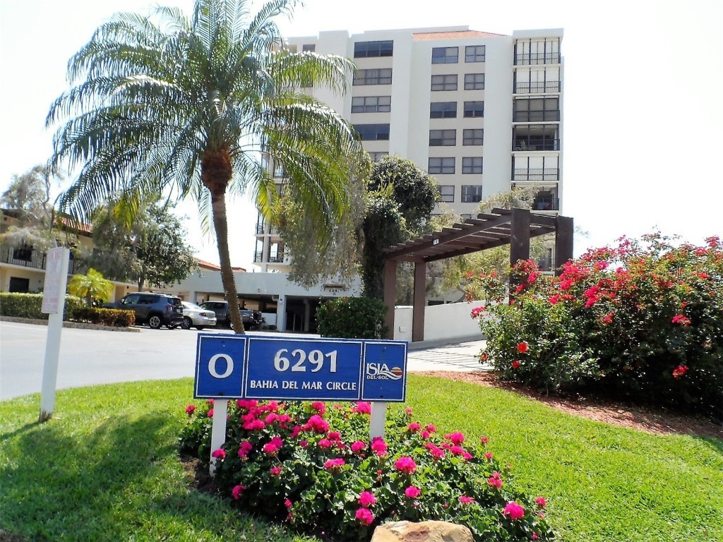 6291 Bahia Del Mar Circle #303 Saint Petersburg FL 33715 - TAMPA BAY U8234318 image1