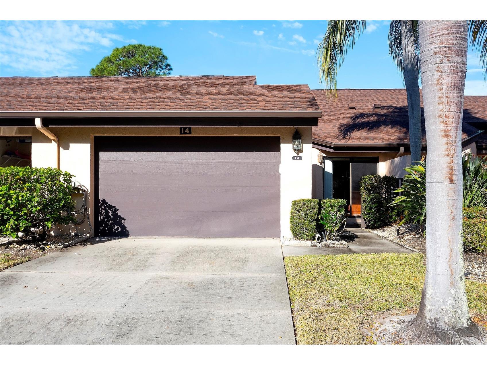 6291 Timber Lake Drive #I4 Sarasota FL 34243 A4681926 image1