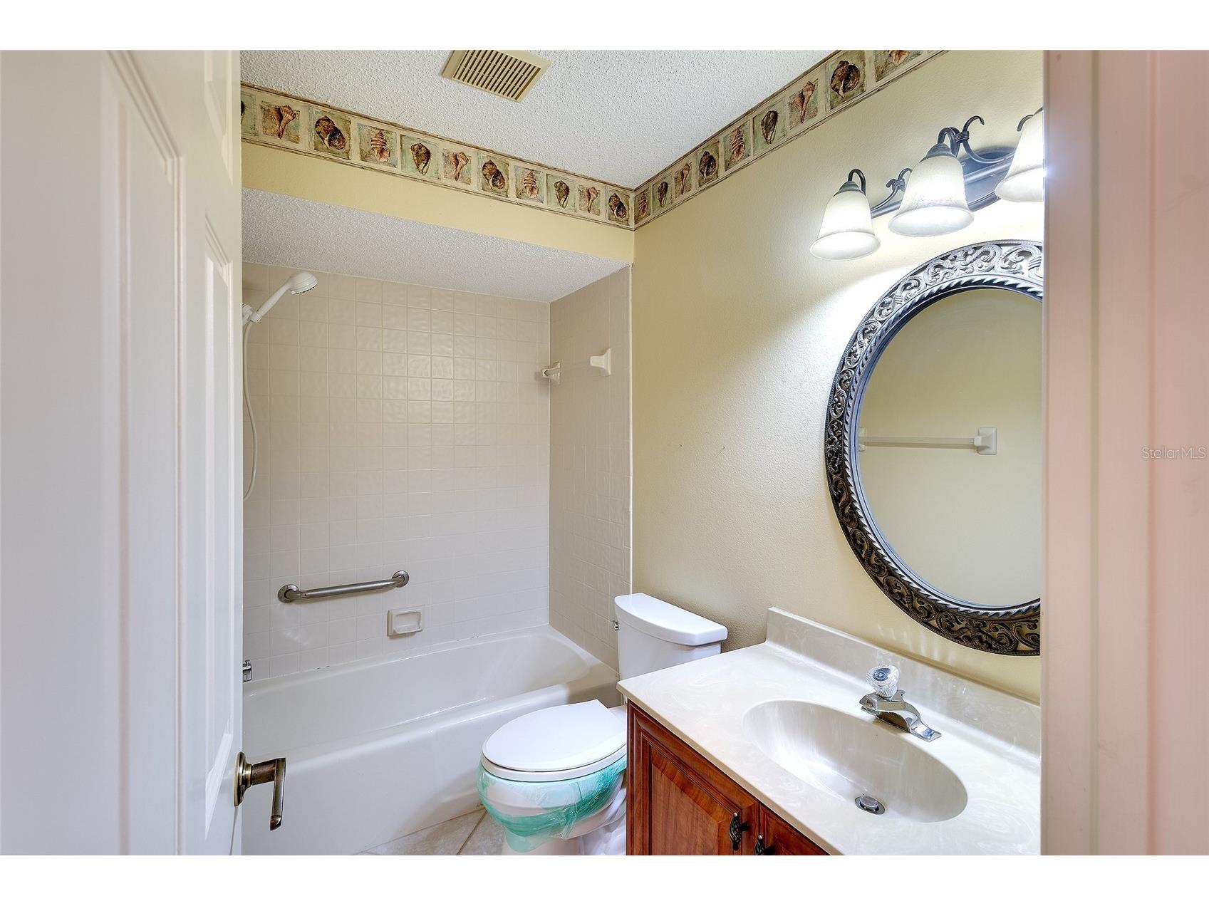 6291 Timber Lake Drive #I4 Sarasota FL 34243 A4681926 image15